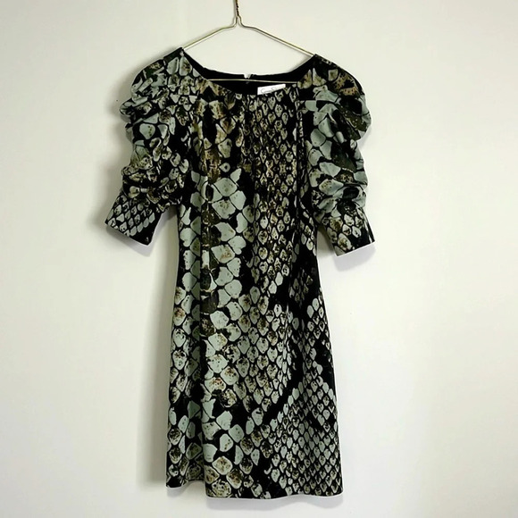 Elegant Black and Silver Patterned Dress - Picture 2 of 5